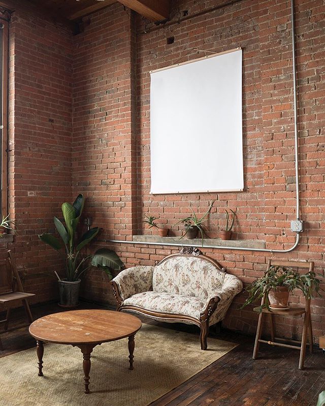 Please, help us fill that white rectangle with something beautiful. This is a call for #tapestries, #quilts, #maps, or HUGE prints. Feel like lending one for a #photoshoot ? Our mondo #hangerframe prototype measures approx 48 inches across but can be built to suit any size. Message us if you're interested!